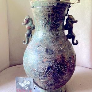 Purple Bronze Hu Vase